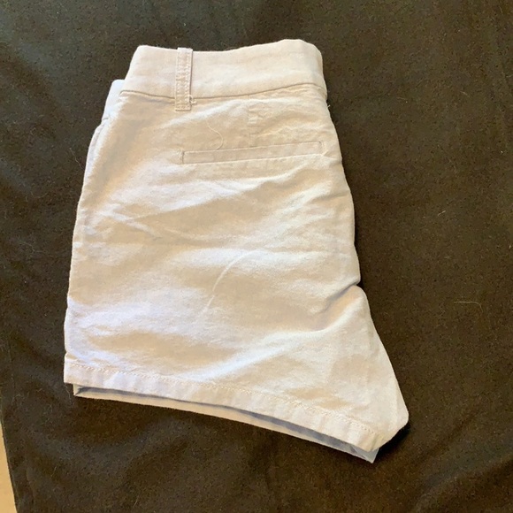 Shorts - Picture 2 of 3